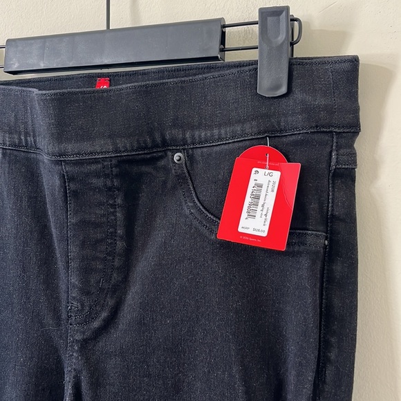 Spanx Vintage Black High Rise Distressed Denim Legging Size Large NWT - Picture 5 of 11